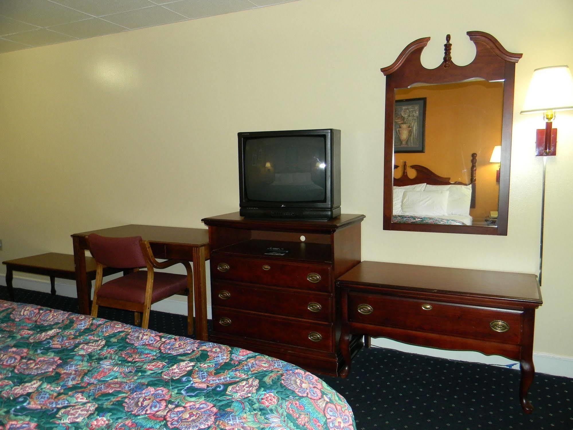 Fairfax Motel Roanoke Rapids Exterior foto